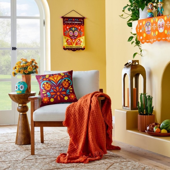 Target Mondo Llama x Luis Pinto light up paint yourself ceramic calavera skull - Picture 4 of 10